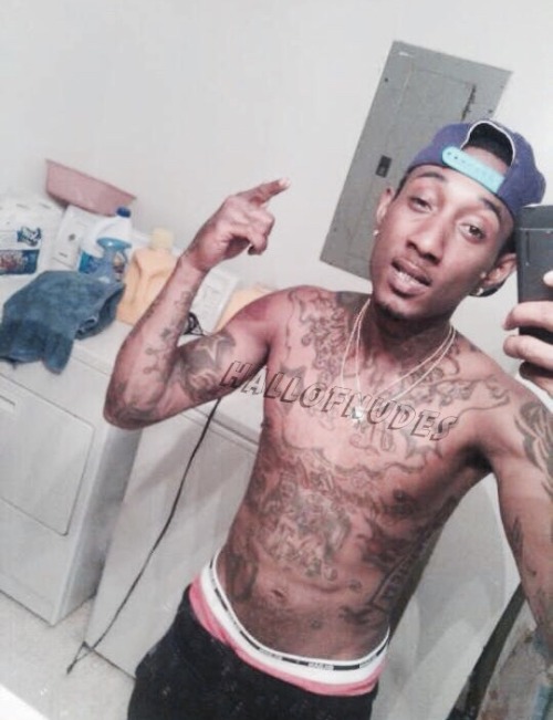 traps-n-trade:  hallofnudes:Tatted a oh so big dick!! 🐎🍆 Traps-N-Trade - follow us on Tumblr! The BEST blog on Tumblr for Thug dick and sexy niggaz. ALL street and sexy shit with no junk ads.  Send ya best submissions, comments or questions to: