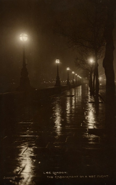 dame-de-pique: Judges Ltd. - London,The Embarkment on a wet night, c.1927 also 