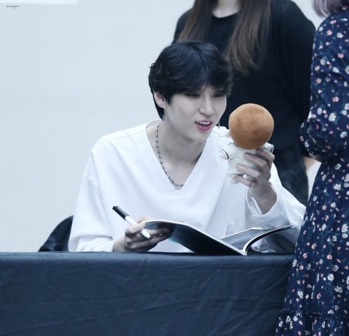 prince-taekwoon:do not edit | © Memoria Pulchra