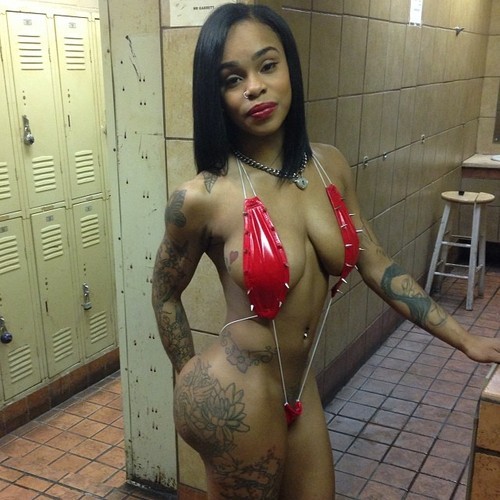 addictedtoebony:  Addicted to Ebony