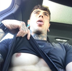 Bigkimsprettyboyblog:  Have A Taste! 😋  Demetri Dye Http://Instagram.com/Demetri.dye