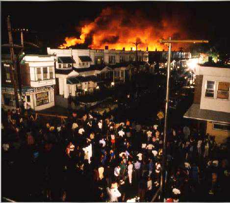 revolutionarykoolaid:   Philadelphia, the city that bombed itself PHILADELPHIA |