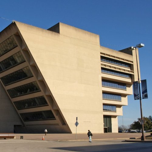 archatlas: IM Pei  Chinese-American architect IM Pei turned 100 this week. To celebrate, Dezeen