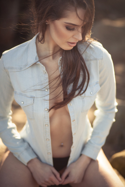 photografiae:Monika by jharynuk || http://ift.tt/18xmMHu