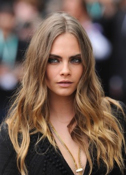 sexyandfamous:Cara Delevingne