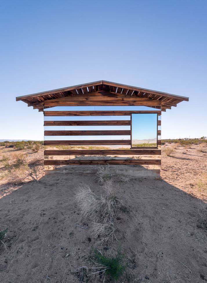 actegratuit:  The Colour Of Solitude: The ‘‘Lucid Stead’’ Light Installation