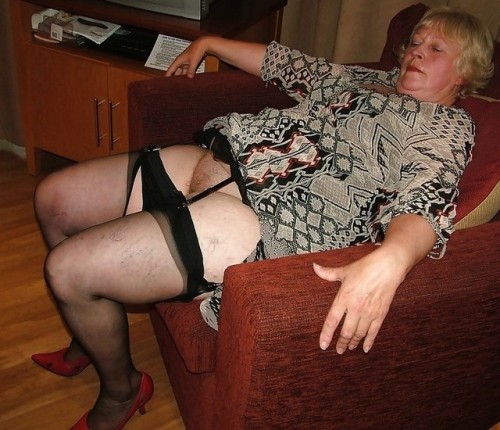 granniesarehornytoo: Horny old women Bereit