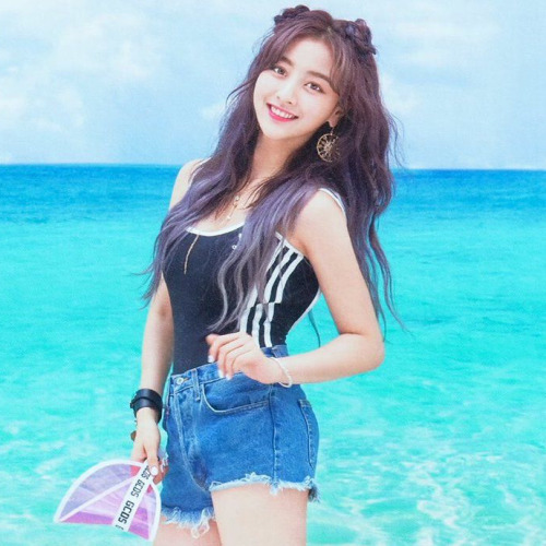 Jihyo: Dance The Night Away