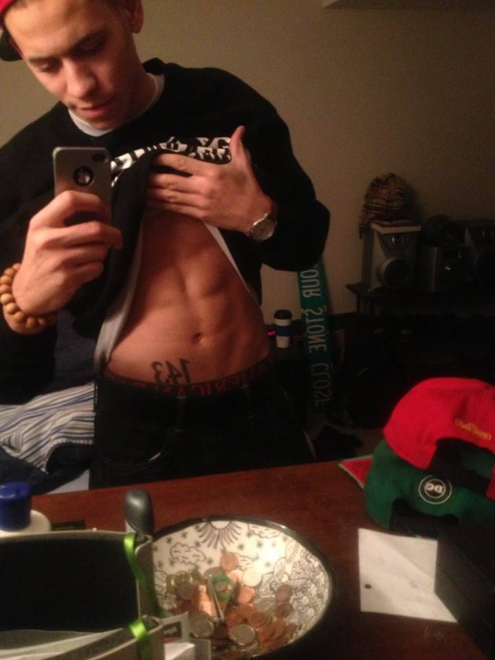 srt8guyssexting:  follower ask follower receive sometimesâ€¦.you owe me one â€¦.all