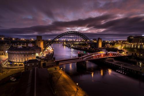 (via The River Tyne, Newcastle Upon Tyne, UK (1504 x 1002) (OC) : ExposurePorn)