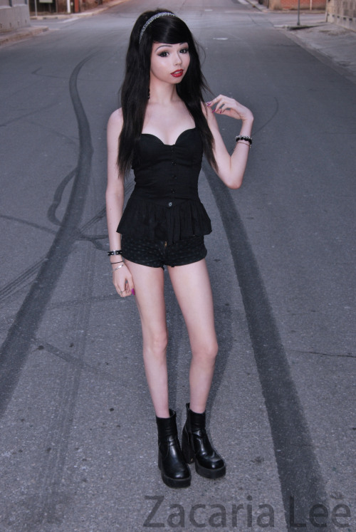 zacarialee:  Always second choice. Don’t make a girl fall for you unless you know you can catch her. xx
