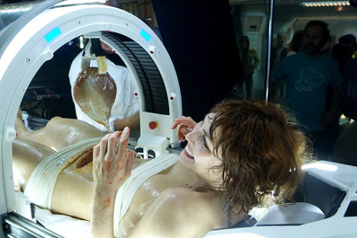 noomirapacesource:Noomi Rapace as Elizabeth Shaw on set of ‘PROMETHEUS’ 2012