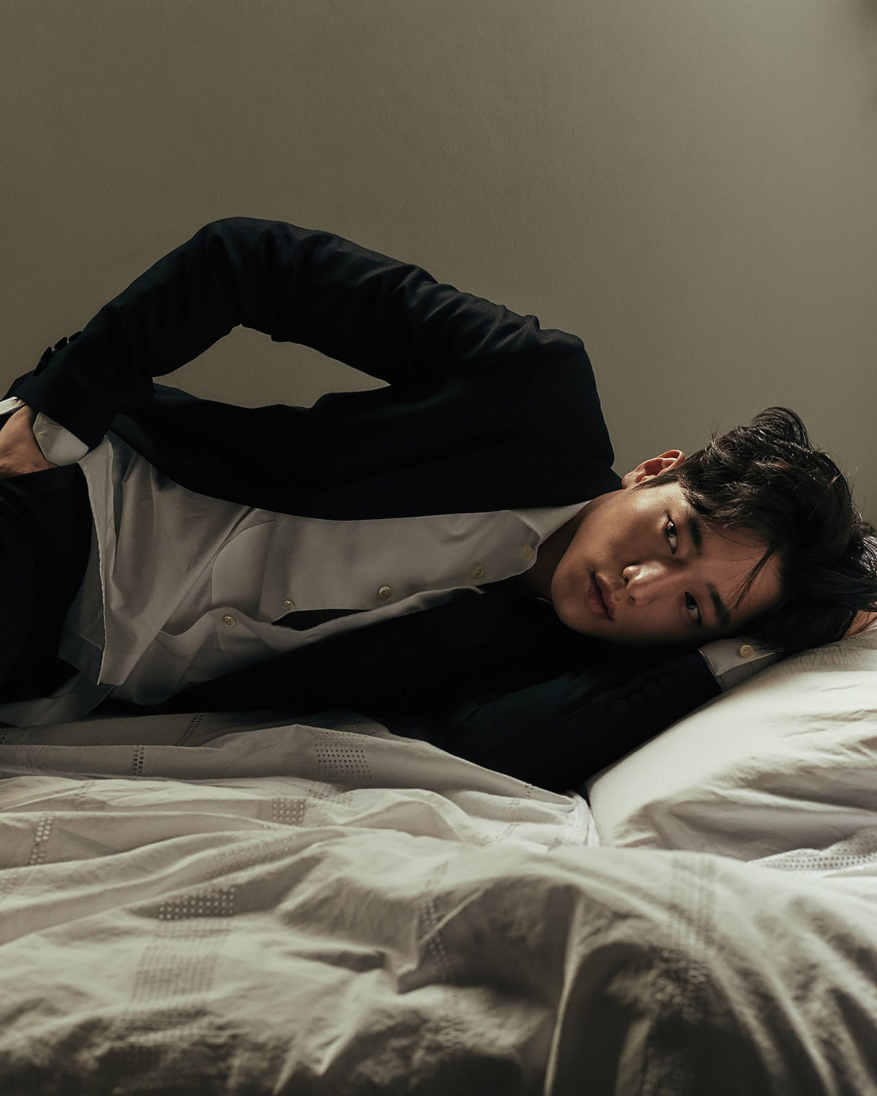kpophqpictures:  [HQ] Seo Kang Joon for GQ Korea November 2016 1600x2000