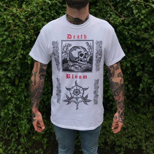 Spring/summer shirts are now live in the store!! https://sineater.bigcartel.com/ https://sineater.bi