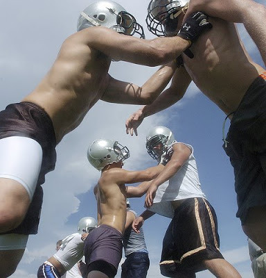 XXX hotmusclejocks:  Hot Football Muscle Jocks photo