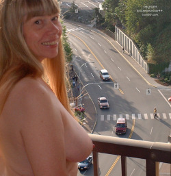 ancientmariner44:  Reba nude on the balcony.