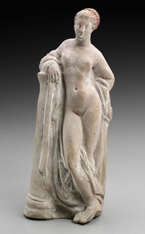 theancientwayoflife:~ Statuette of Aphrodite leaning on a column.Culture: GreekPeriod: Early Helleni