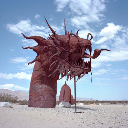 abandonedandurbex:  One of the enormous metal sculptures around borrego springs in the desert east of san diego. [2048 X 2048] by Eyetwist Source: https://openpics.aerobatic.io/ 