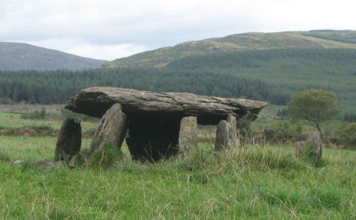 theoldstone:Knocknakilla is a megalithic complex in Ireland that is rich with archaeological artifac