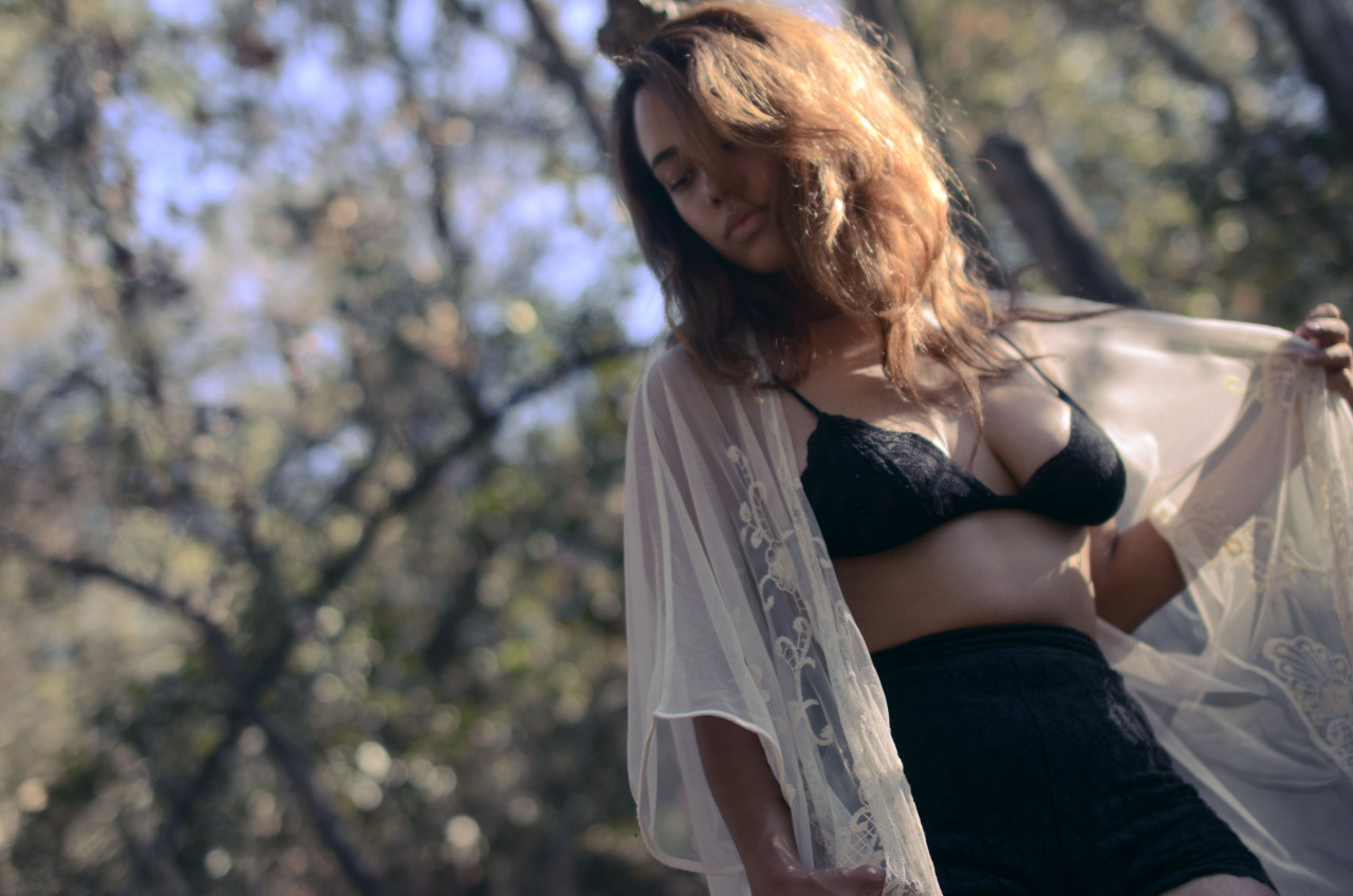 gingerlionheart:  victoria by gingerlionheart los angeles, ca