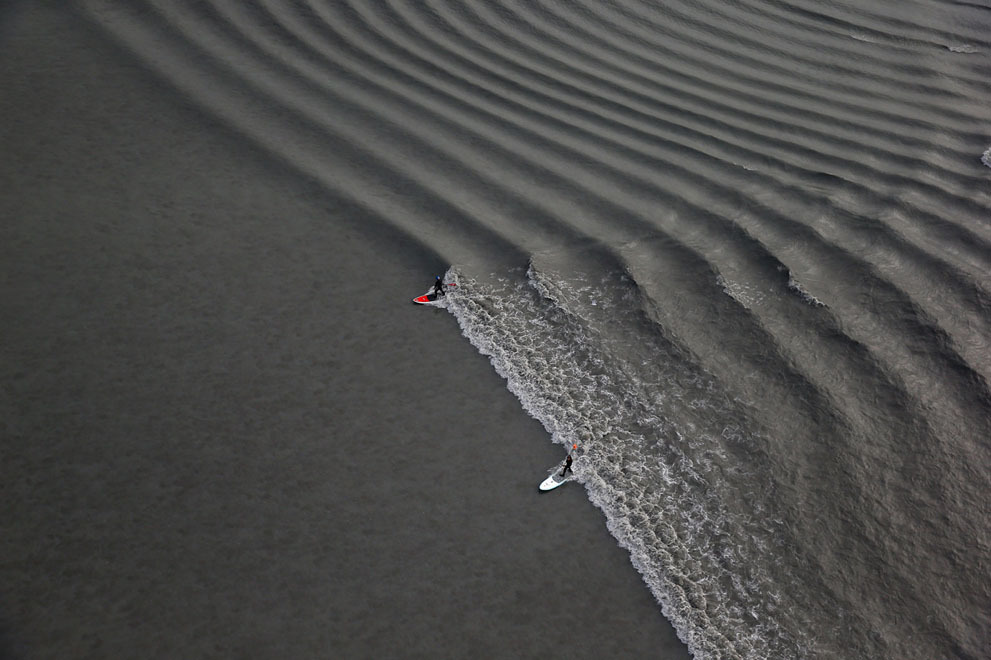 nevver:  Surf’s up