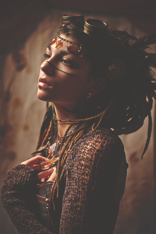 steampunksteampunk:Model : Archaical Check out her Tumblr : @archaical