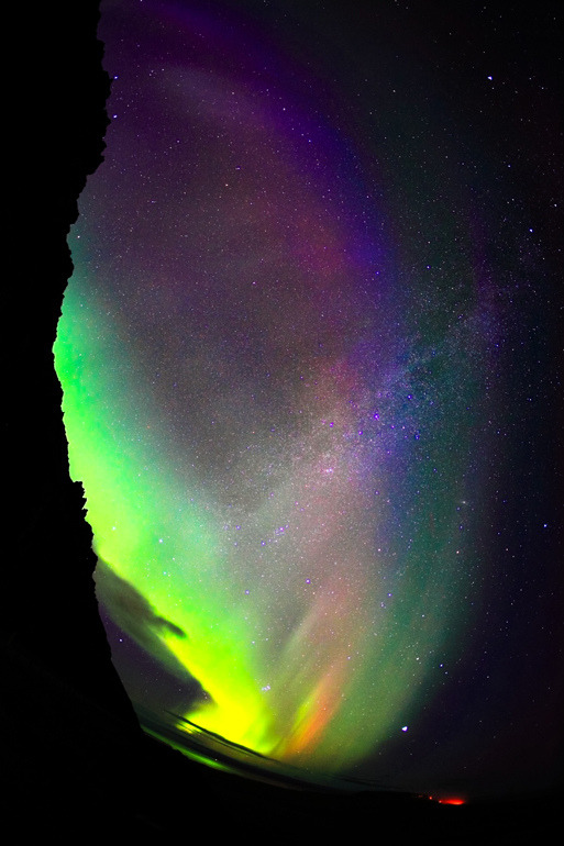 brutalgeneration:  Aurora Borealis and Milky way (by Ren A) 