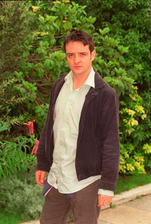  Richard Harrington as Warwick in “Tiger Bay“ (1997). 