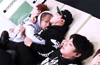 cherryblossoms-and-cupcakes:  remember when this happened 😭 