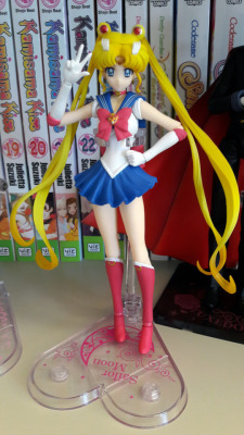 novacainedoll:  SH Figuarts Sailor Moon Crystal! 