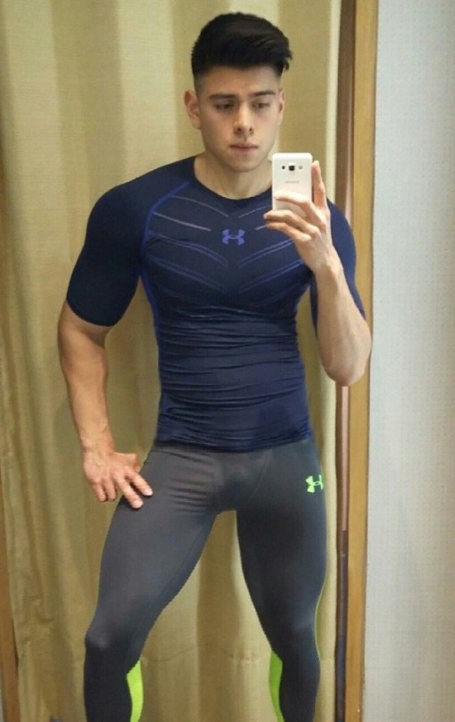 tightglovesseattle: