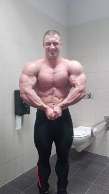 drwannabewannabe:  Michał “Big Majk”