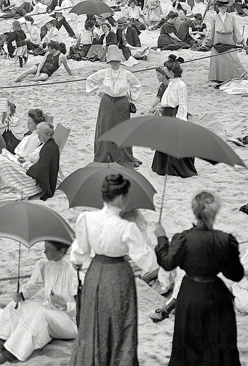 librar-y:  The Jersey shore circa 1905.  