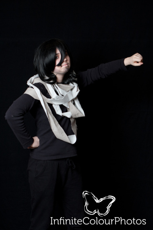 I did the cheesiest ass photo shoot as aizawa at tsukino con(Photo credit to Infinity colour photos 