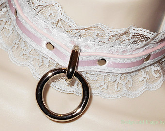 daddysprincessharry:  Some pretty lace collars (✿◠‿◠) 