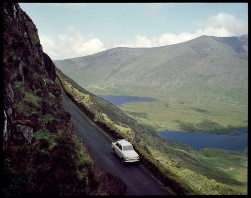 rumbelows:Rural Ireland in the 1950s/60s by John Hindesource