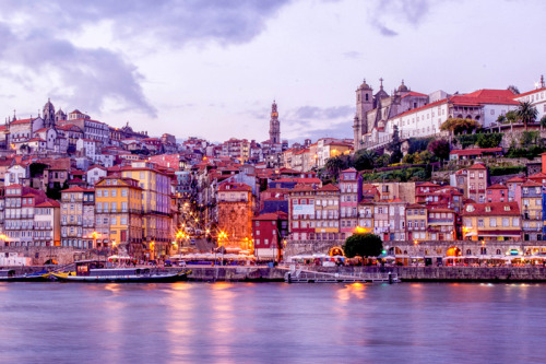 Ribeira, Clerigos, the best sunsets from Dom Luis bridge - those are just some of the reasons to vis