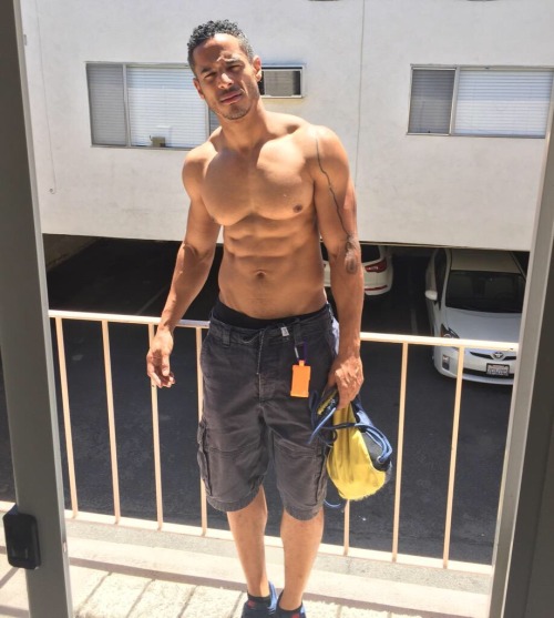 stoppfeenin:  Travis Winfrey