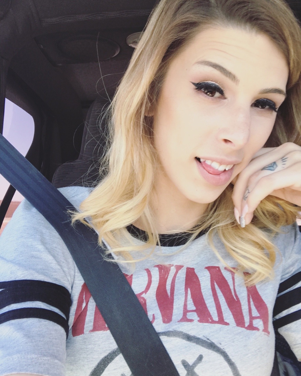 Casey Kisses on Tumblr