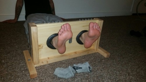 Trying my newest stocks designed to fit in a suitcase .size 11.5 punk boy feet