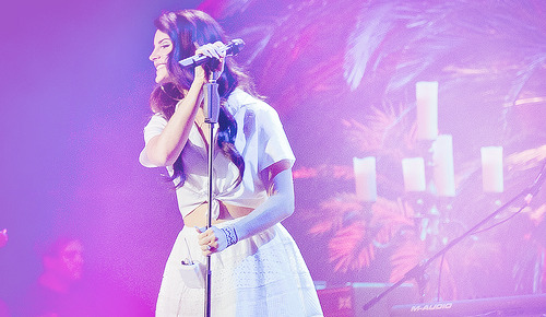 lana-del-grey:  PARADISE TOUR 