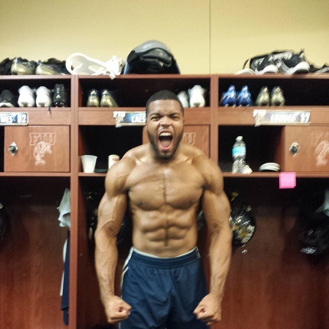 hoodsworld:  Juwan Caesar                Hoodsworld claims no ownership of photos
