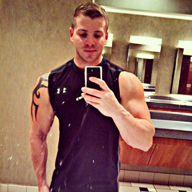 scruffyjizzmonkey:  (via TumbleOn) 