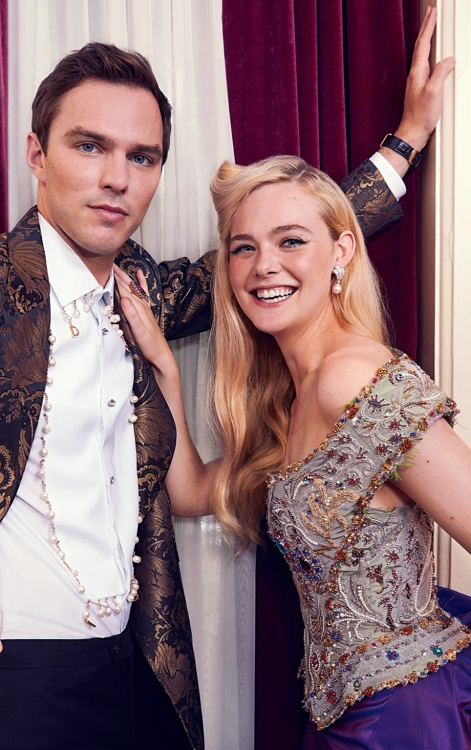 sineva: Elle Fanning &amp; Nicholas Hoult for EWph. Ren Adkins