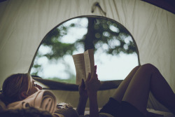 camping-sex:  bibliophile-exhibitionism: