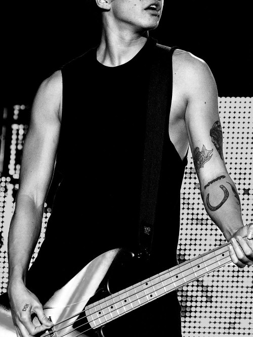 baroquecalum: moodboard: (extremely needed) stage calum + tank topsall of these edits are mine!
