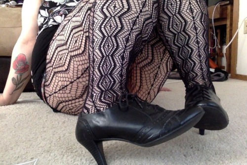 hellosecretbouquet: Hi cuties &lt;3, I don’t like asking for much HELP, but I still have a