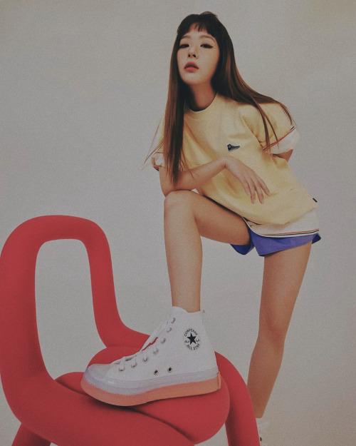 lisanamjoon:seulgi | converse ♡