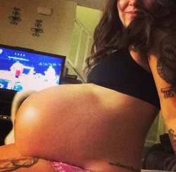 preggobellyxxx:  Photo http://ift.tt/1S7hk3g