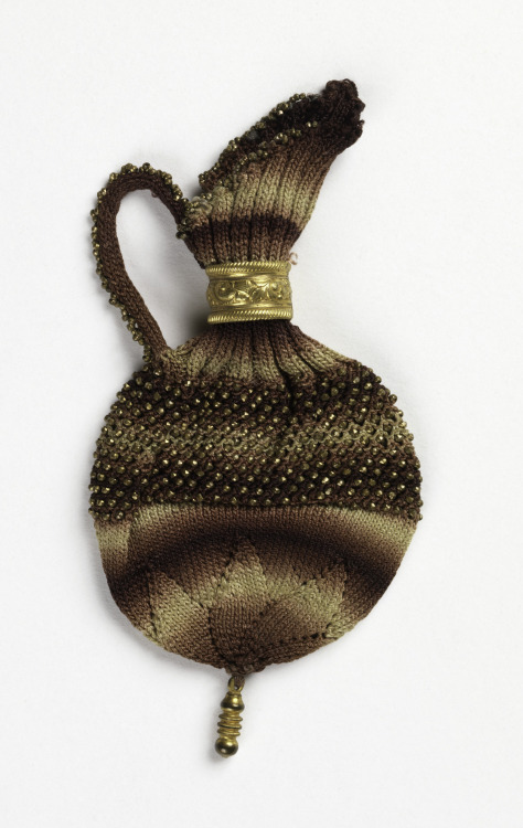 Knitted purse in the shape of a jug, silk with metal beads, France, c. 1830-60. Cooper Hewitt collec